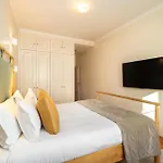 Apartment Whome Artsy In The Heart Of Chiado *